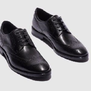 Mens' Black Shoe Size US 10 EUR 43